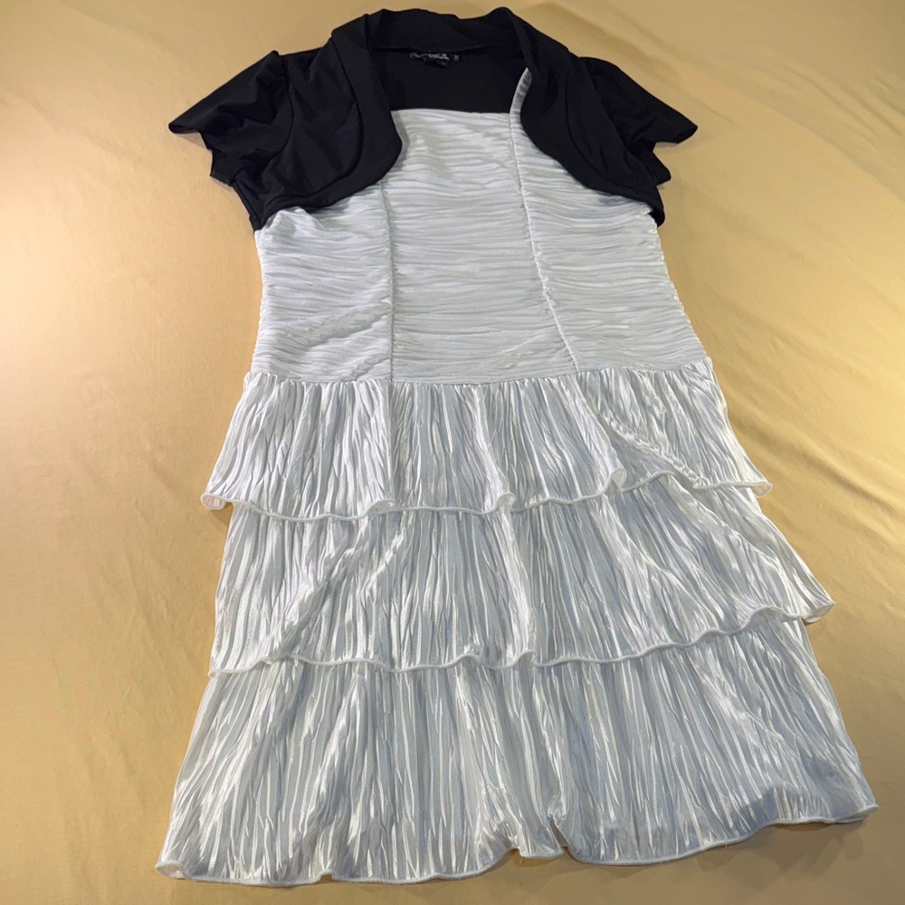 Sequin hearts by Michelle girls size 16 formal dress with a white Ruched body